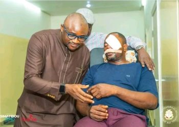 Guinée : Le journaliste Daouda Bah, grièvement blessé à l’œil, évacué d’urgence à Tunis