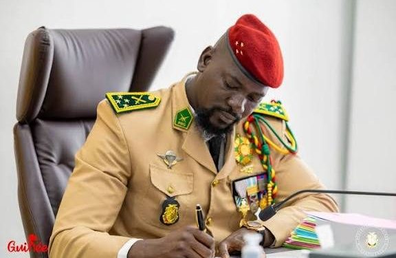 Présidentielle 2025 : Mamadi Doumbouya fixe la date du scrutin au 28 décembre