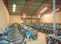 Guinée – 500 motos pour booster la mobilité des enseignants en zones reculées : un premier lot livré !
