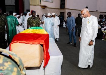 Hommage national à Elhadj Mamoudou Camara : le Kountigui de la paix s’en va, la Guinée en deuil
