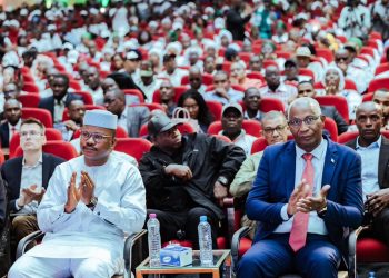 Guinée : 2 200 écoles élémentaires publiques connectées à Internet – Le rêve numérique des enfants devient réalité !