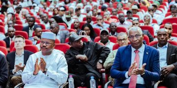 Guinée : 2 200 écoles élémentaires publiques connectées à Internet – Le rêve numérique des enfants devient réalité !