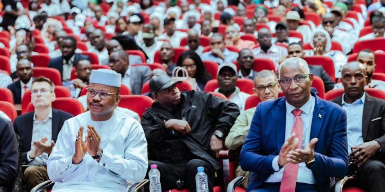 Guinée : 2 200 écoles élémentaires publiques connectées à Internet – Le rêve numérique des enfants devient réalité !