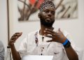 Mohamed Adow, fondateur et directeur de Power Shift Africa, déplore comme « un nouvel acte ignorant et irresponsable de Donald Trump » le retrait des États-Unis de la CCNUCC, du GIEC et d&rsquo;autres organismes mondiaux sur le climat, le commerce et la science