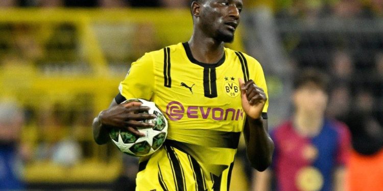 Foot : grâce à son triplé contre le FC Barcelone, Serhou Guirassy devient le meilleur buteur en une seule saison de Dortmund en League des champions européens