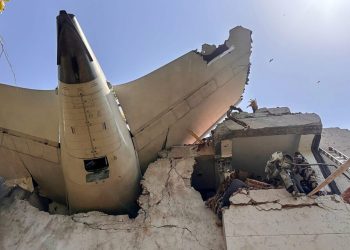 Crash du vol Air India AI171 à Ahmedabad : 242 passagers à bord, aucun survivant