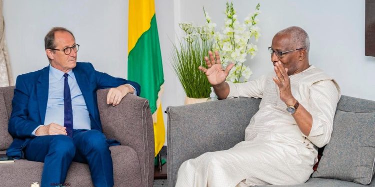 Transition en Guinée : Conakry et Paris échangent sur l’avenir constitutionnel du pays