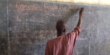 Suspension de salaires d’enseignants en Guinée : le MEPU-A et le METFPE réagissent et annoncent des mesures de régularisation