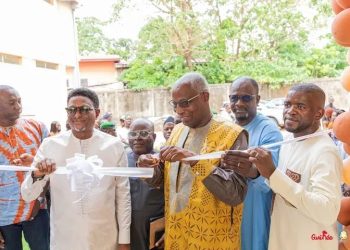 Guinée : Amadou Oury Bah inaugure les Écoles doctorales « Pr Momo Bangoura » à l’UGANC, un tournant pour la recherche nationale