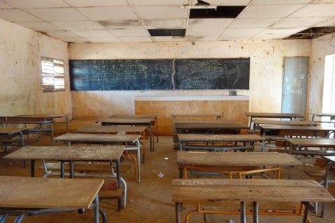 Rumeur démontée par un communiqué officiel du MEPU-A, mais réalité sur le terrain : les écoles fermées à Conakry, les élèves à la maison