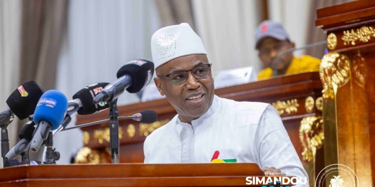 Guinée – Budget rectificatif 2025 : recettes en Hausse de 22,4 % et exonérations fiscales pour véhicules et Équipements électriques !