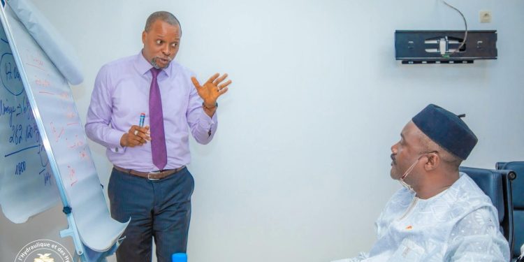 Assainissement à Conakry : Aboubacar Camara tape du poing sur la table et lance la grande réforme !