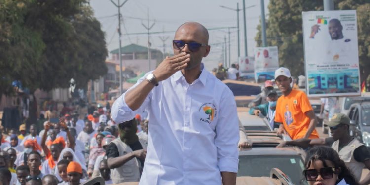 La grande tournée intérieure d’Abdoulaye Yéro Baldé : de la Basse Côte à la Forêt, une campagne sous le signe de l’unité et du renouveau du FRONDEG