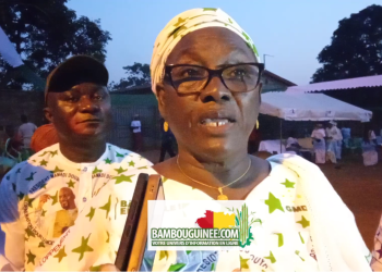 Les femmes de Simbaya Gare promettent un « coup décisif » pour Mamadi Doumbouya à la présidentielle