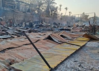 Conakry : Violent incendie à la plage de Rogbané, un mort et des pertes considérables