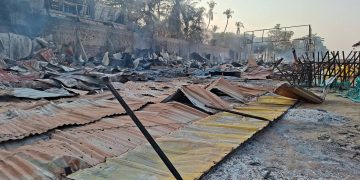 Conakry : Violent incendie à la plage de Rogbané, un mort et des pertes considérables