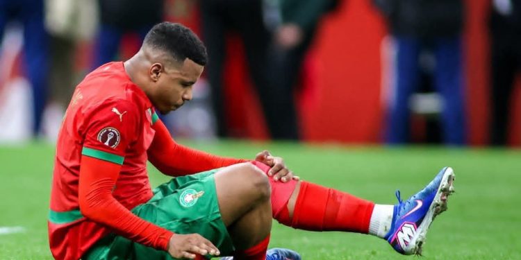 Coup dur pour Lille et le Maroc : Hamza Igamane victime d&rsquo;une rupture des ligaments croisés au genou droit