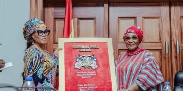 Conakry : les femmes parlementaires du Libéria et du CNT unissent leurs voix pour une action concertée dans l’espace Mano River