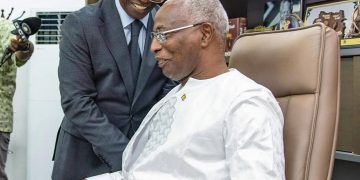 Guinée : Amadou Oury Bah officiellement installé Premier ministre au Palais de la Colombe