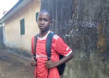 « On va tous vous tuer » : un adolescent guinéen raconte l’exécution à bout portant de son ami par un policier à Conakry