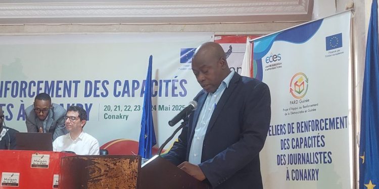 Journalisme en Guinée : la HAC rend hommage à Hassane Kaba, un modèle d’éthique