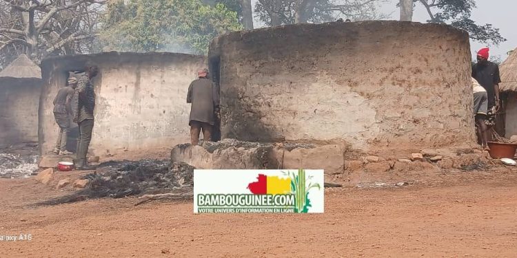 Incendie dévastateur à Faranah : 25 cases et des tonnes de vivres partis en fumée, une famille handicapée parmi les sinistrés