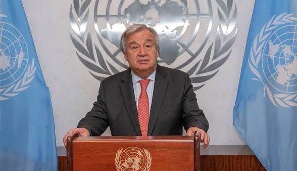 Le chef de l&rsquo;ONU lance un appel choc pour 2026 : « Moins d&rsquo;argent pour les guerres, plus pour lutter contre la pauvreté ! »