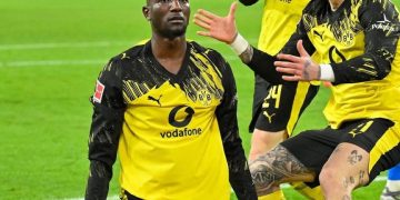 Dortmund crucifie Wolfsburg à la dernière minute : Guirassy offre le triomphe !