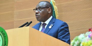 Claver Gatete à l’UA : « Le vieux modèle de développement est mort, l’Afrique doit désormais compter sur elle-même »