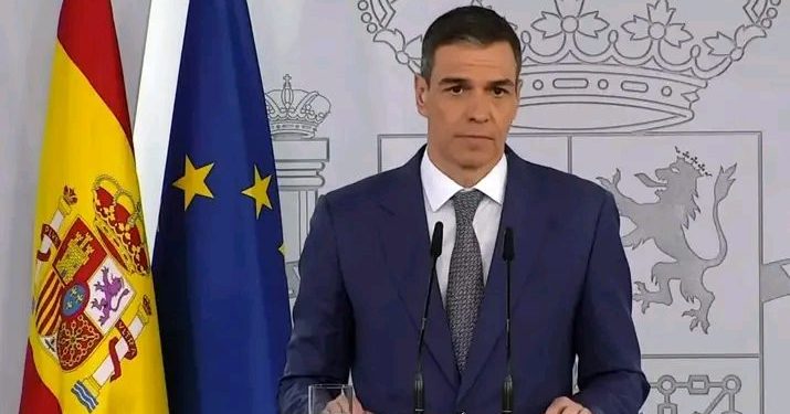 Pedro Sánchez défie l’escalade : « Non à la guerre ! » en écho à l’Irak de 2003