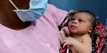 Chaque année, 240 000 nouveau-nés meurent dans le monde avant l’âge de 28 jours à cause de troubles congénitaux (anomalies congénitales), selon l&rsquo;OMS