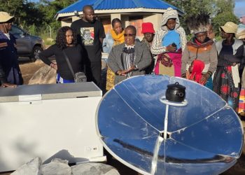 Zimbabwe : Des voix féministes réclament justice dans le contexte de l’essor des minéraux critiques, tandis que les femmes appellent à l’inclusion et au pouvoir.