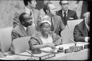 Jeanne Martin Cissé Préside le Conseil de sécurité des Nations Unies 1972.