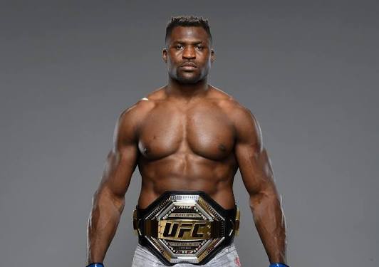 Francis Ngannou attendu à Conakry : Predictive Discovery mise sur le sport comme levier de développement