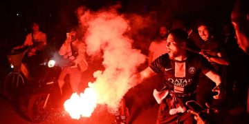 Victoire historique du PSG : Une nuit de liesse ternie par 780 interpellations et un mort