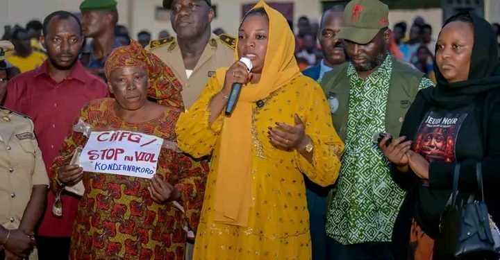 Mandiana : la ministre de la Femme se rend à Dioma-Balandou après un viol collectif