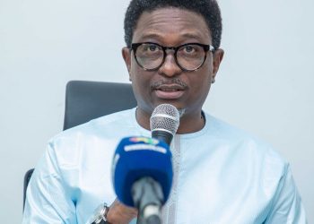 Drame au Baccalauréat : le ministre Alpha Bacar Barry rend hommage à Mamadou Djouma Bah et annonce les résultats du Bac 2026