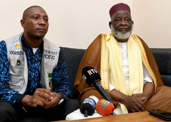 Affaire Bella Bah : le grand imam de Fayçal pardonne et appelle à sa libération, l’UCEG plaide pour l’apaisement