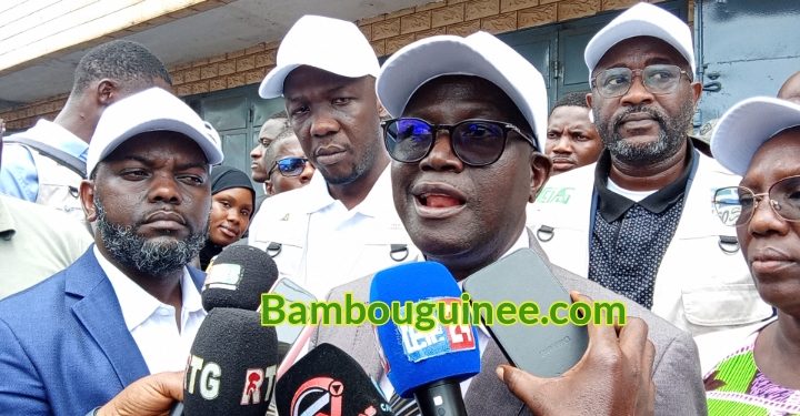 Guinée : le premier recensement général des entreprises démarre au grand marché de Madina