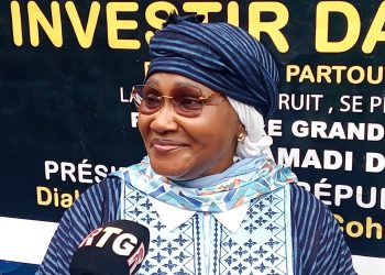 Manifestations de certains Guinéens de la diaspora à New York : Hon. Hadja Maimouna YOMBOUNO condamne  » avec la plus ferme énergie les propos malveillants »