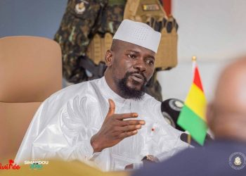Guinée : Mamadi Doumbouya s&rsquo;exprime après avoir autorisé l’évacuation sanitaire de Damaro Camara et Kassory Fofana