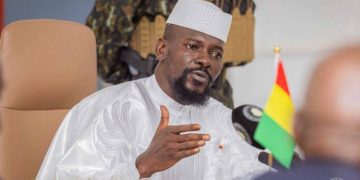 Guinée : Mamadi Doumbouya s&rsquo;exprime après avoir autorisé l’évacuation sanitaire de Damaro Camara et Kassory Fofana