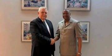 Coopération sportive : rencontre entre l’ambassadeur de Russie et le ministre des Sports de Guinée à Conakry