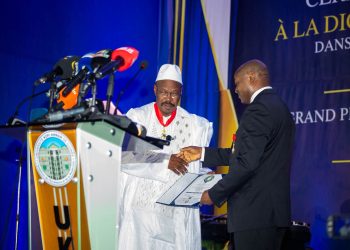 Dr Ousmane Kaba élevé Commandeur et l’Université Kofi Annan de Guinée primée pour l’excellence académique