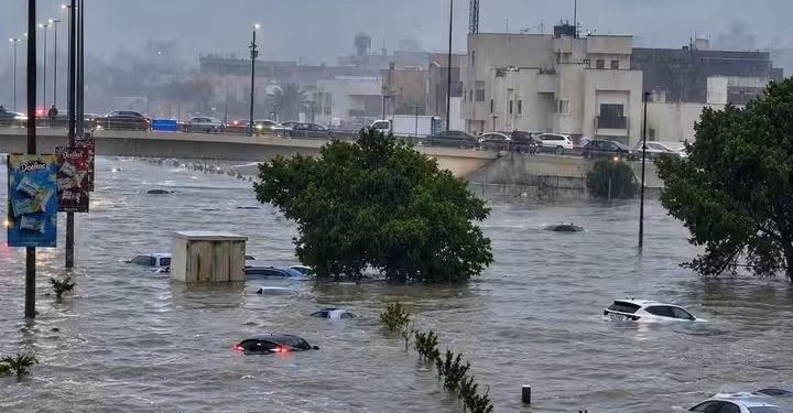Libye – Tripoli sous les eaux : un mort par électrocution après des pluies torrentielles